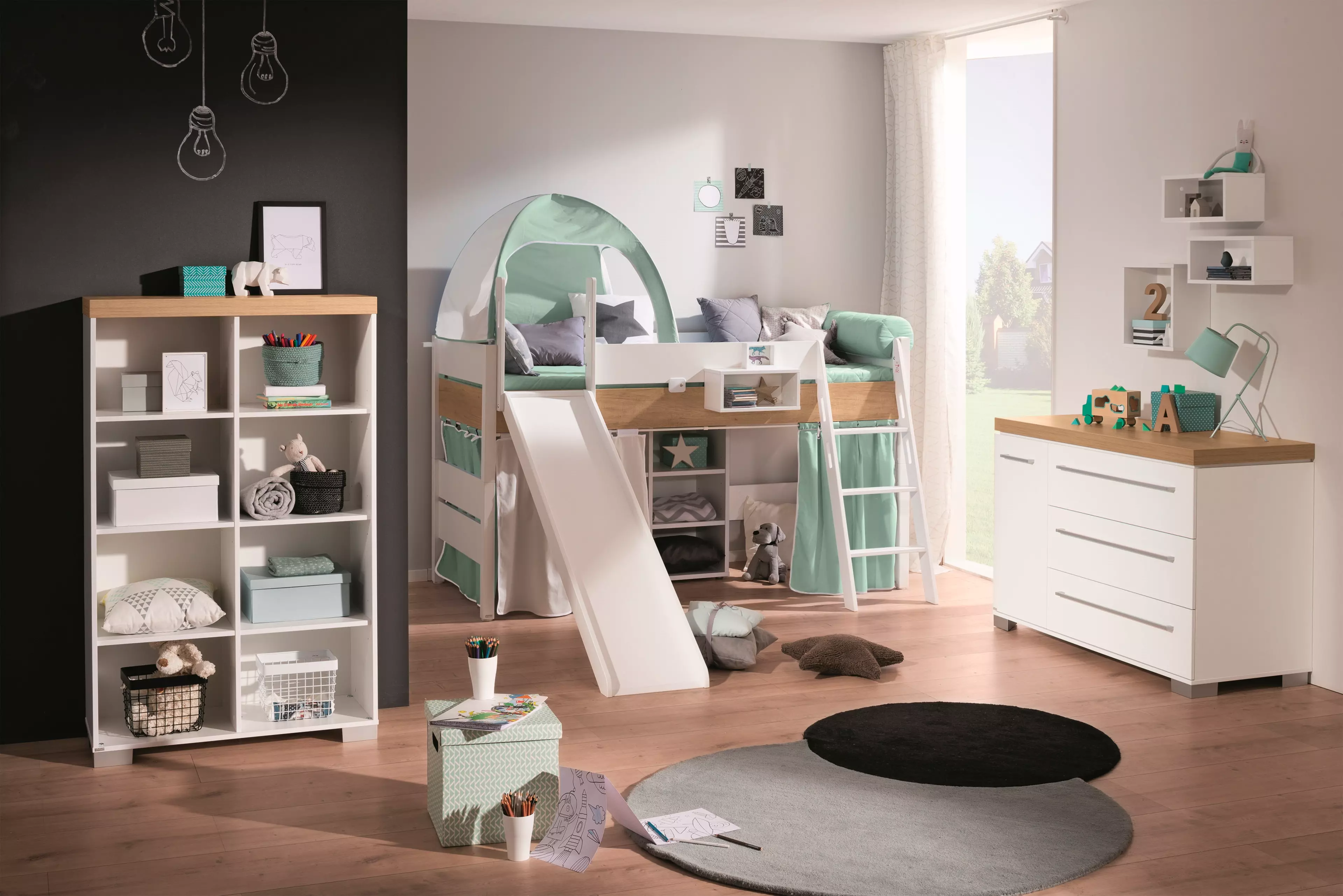 Kinderzimmer-Regale für mehr Ordnung | SEGMÜLLER